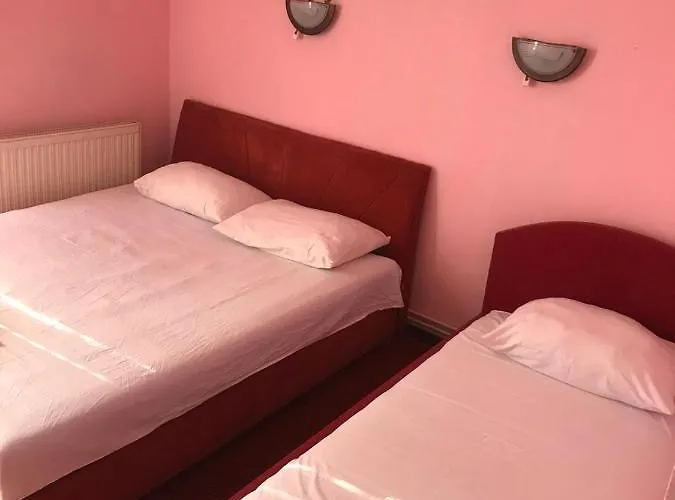 Motel Palata Nocleg ze śniadaniem *